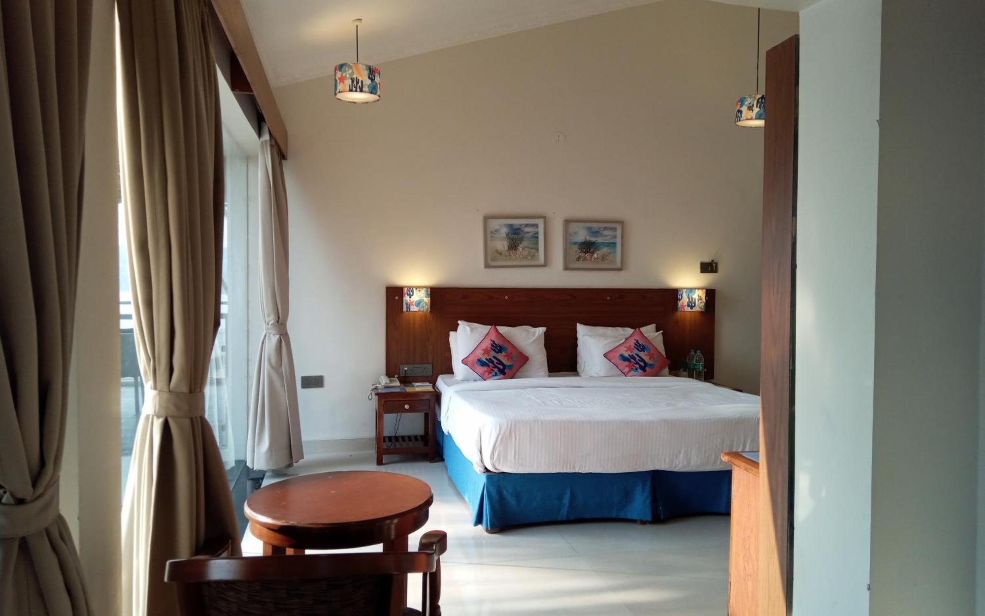 Bambolim Beach Resort Екстериор снимка