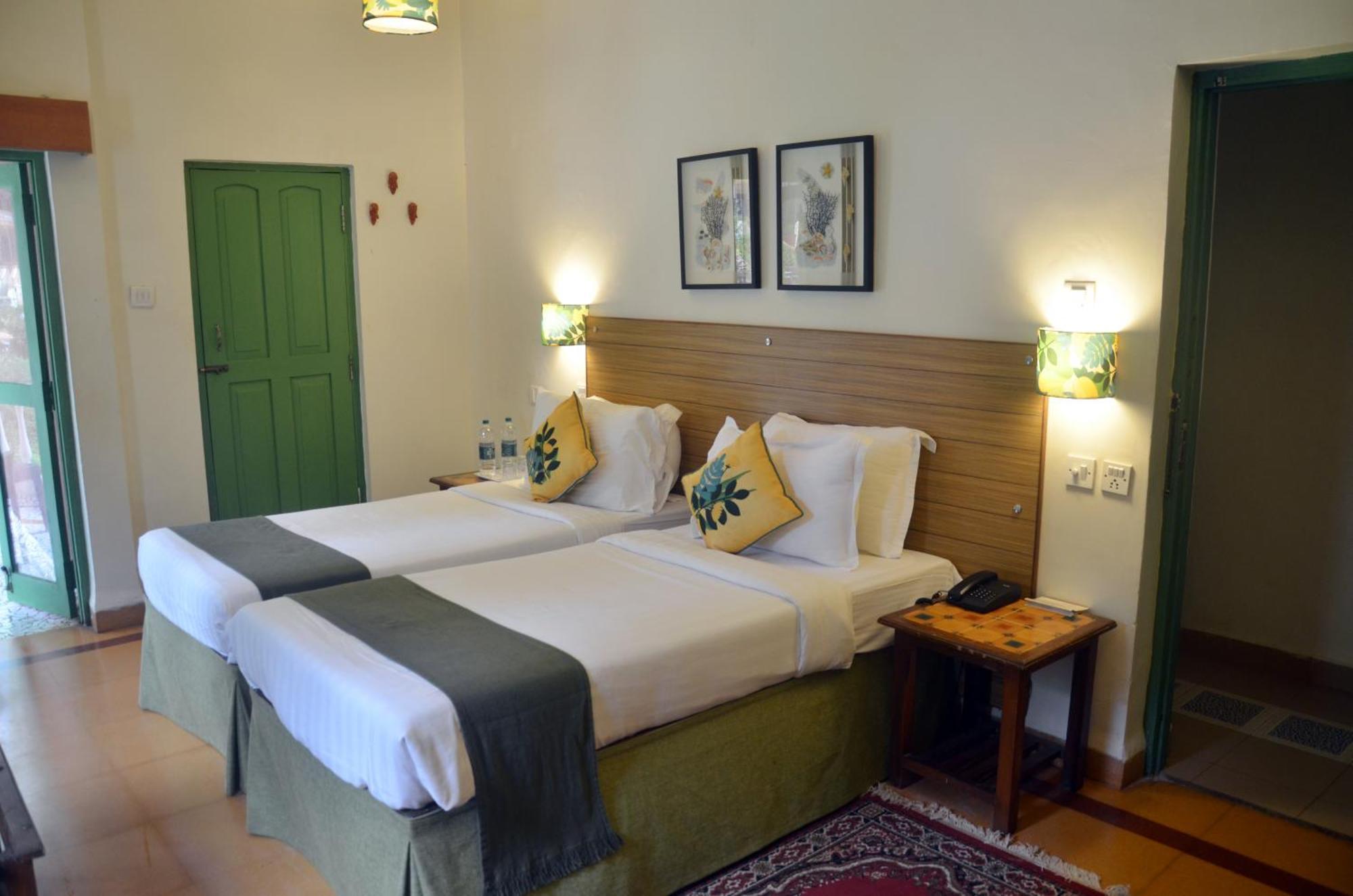 Bambolim Beach Resort Екстериор снимка