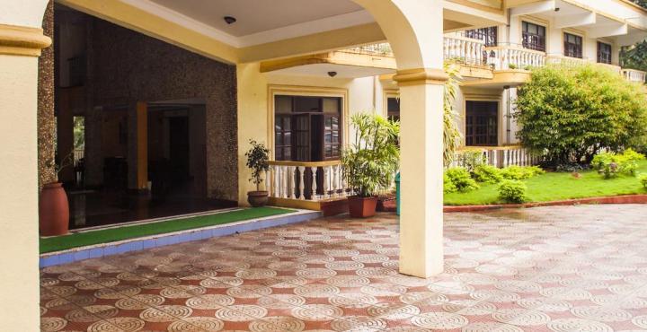 Bambolim Beach Resort Екстериор снимка
